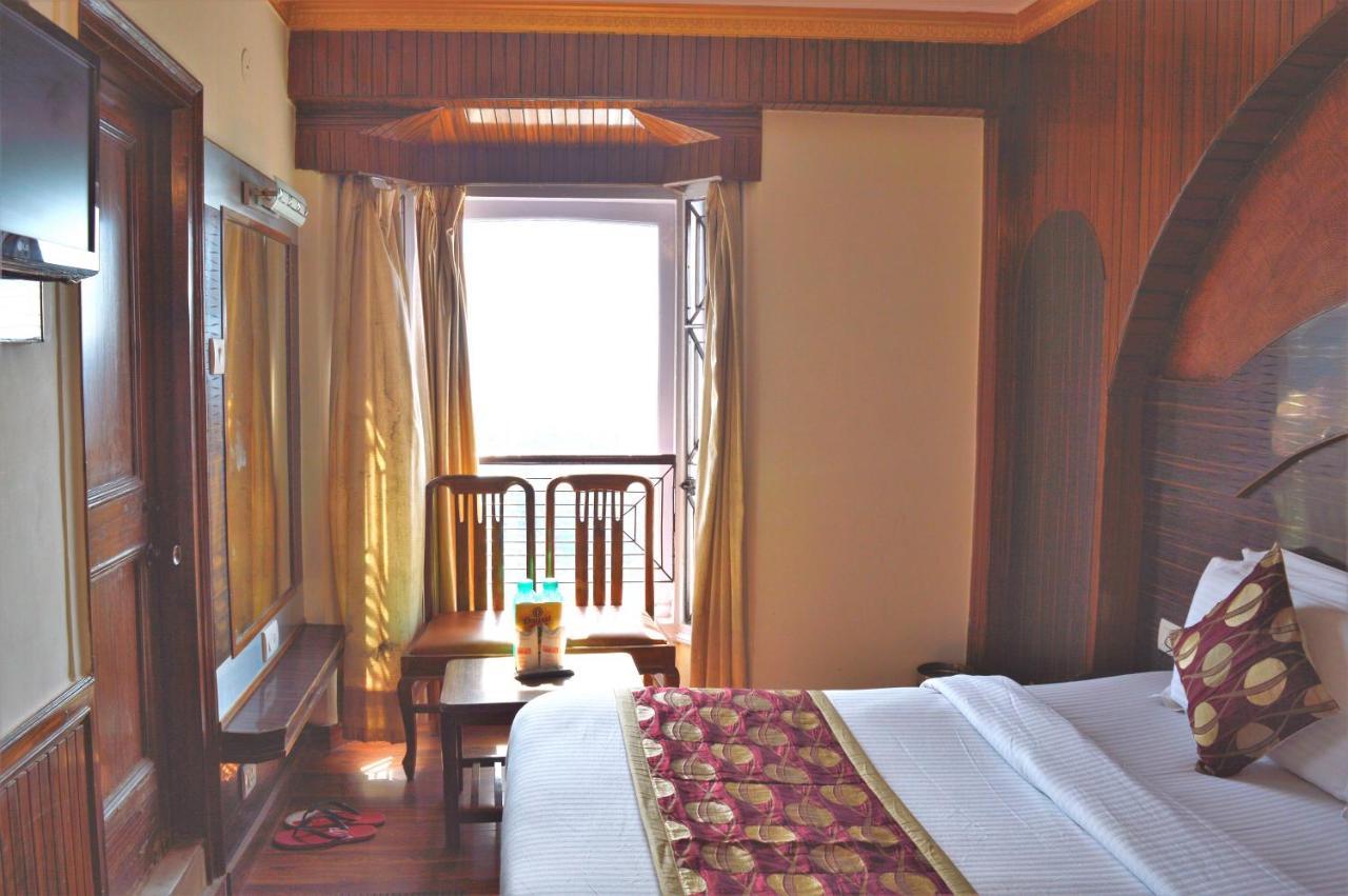 Hotel Sidharath Shimla Exteriör bild