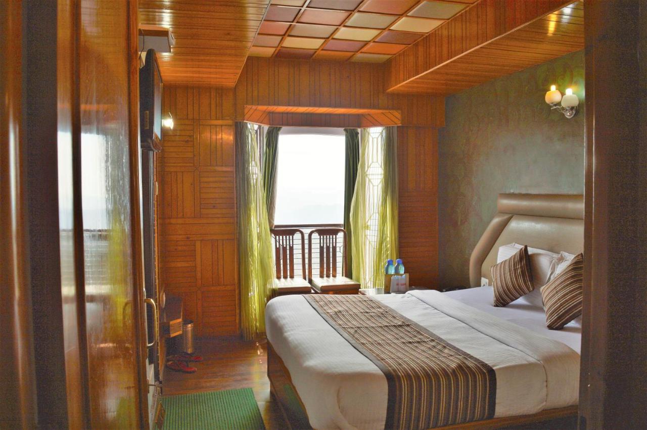 Hotel Sidharath Shimla Exteriör bild