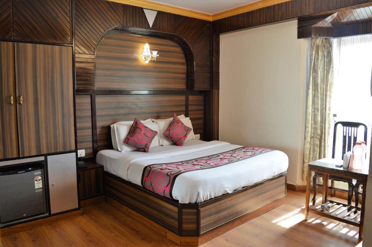 Hotel Sidharath Shimla Exteriör bild