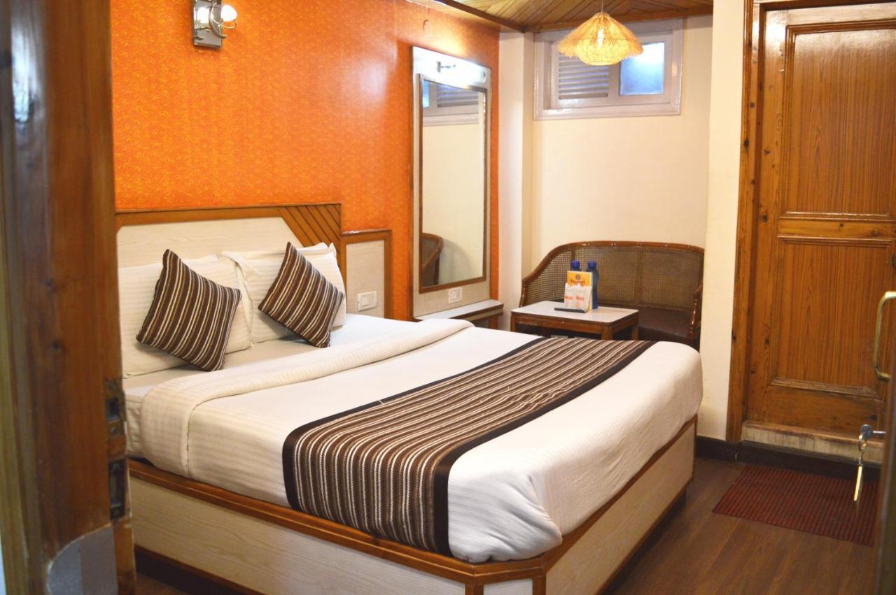 Hotel Sidharath Shimla Exteriör bild