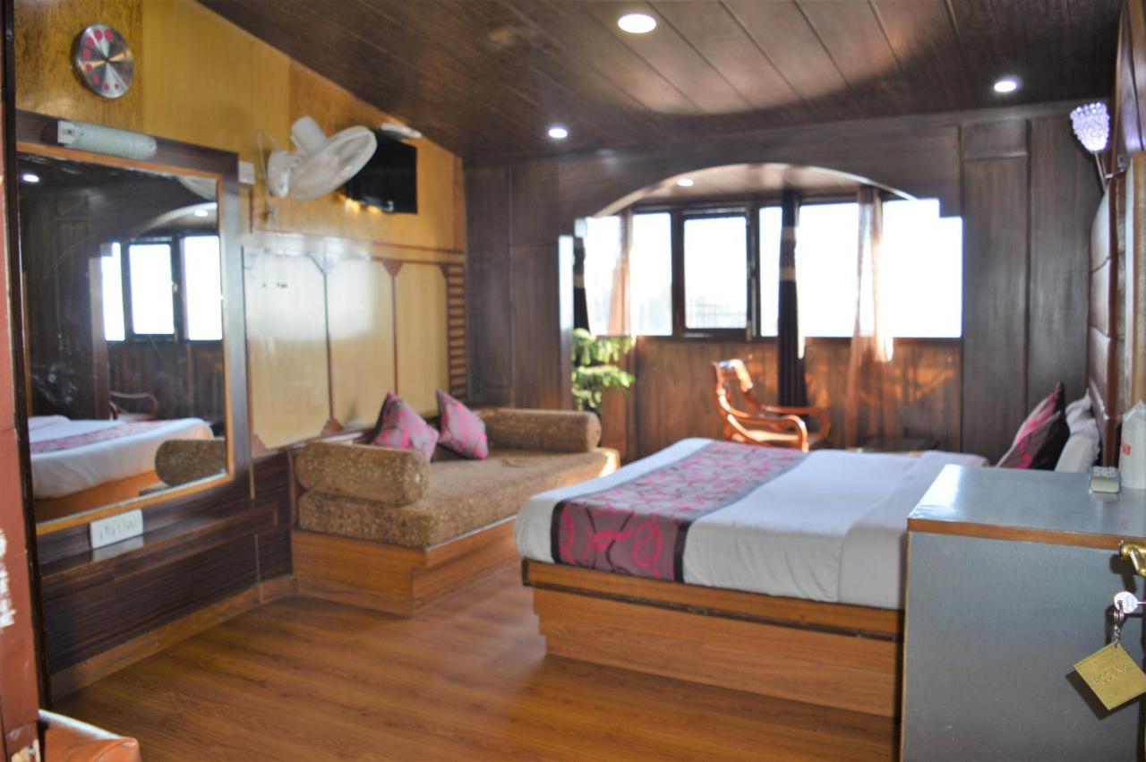 Hotel Sidharath Shimla Exteriör bild