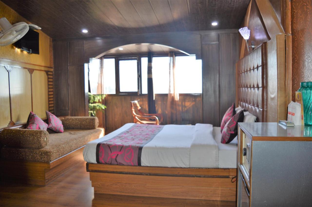Hotel Sidharath Shimla Exteriör bild