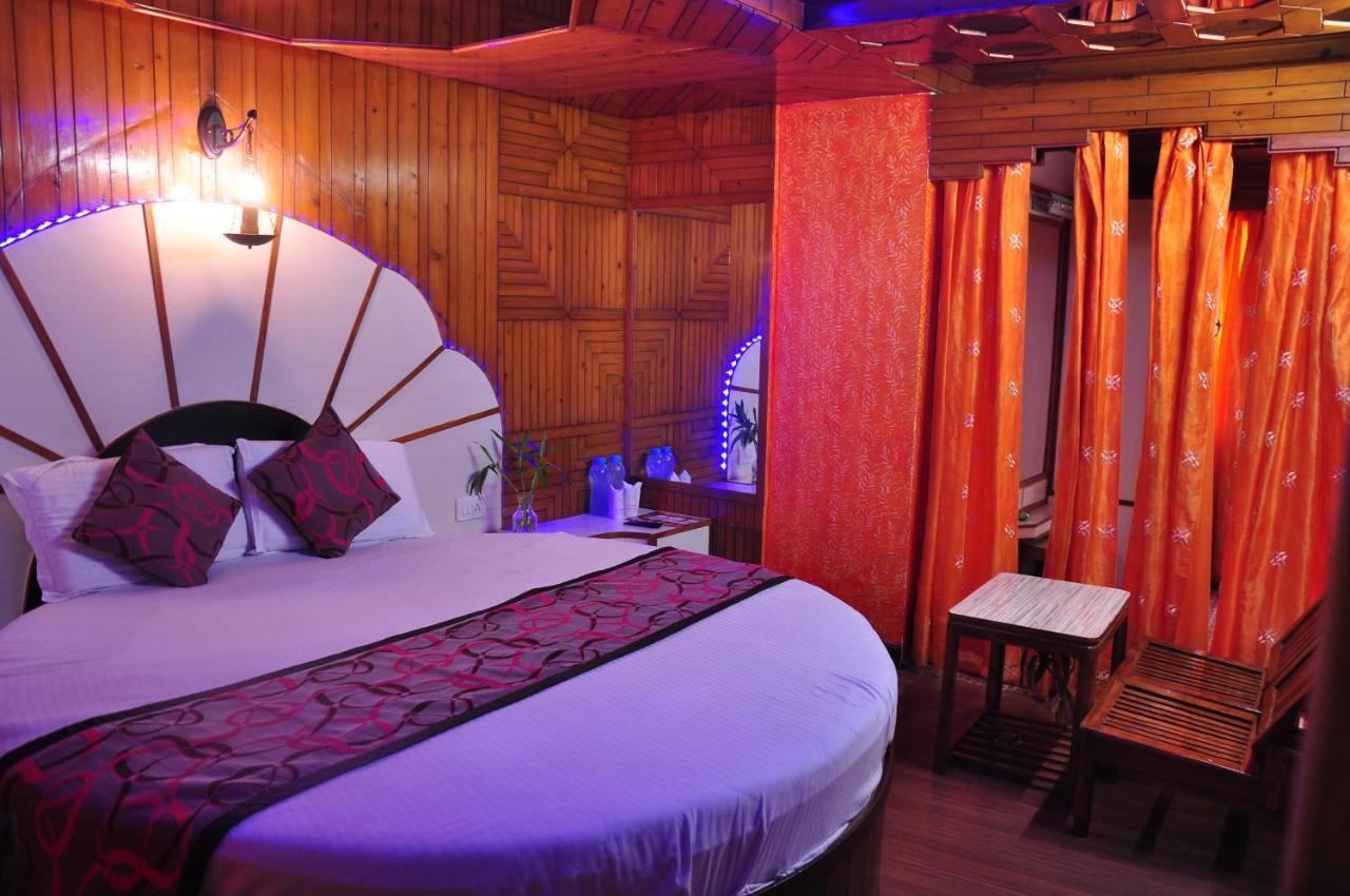 Hotel Sidharath Shimla Exteriör bild